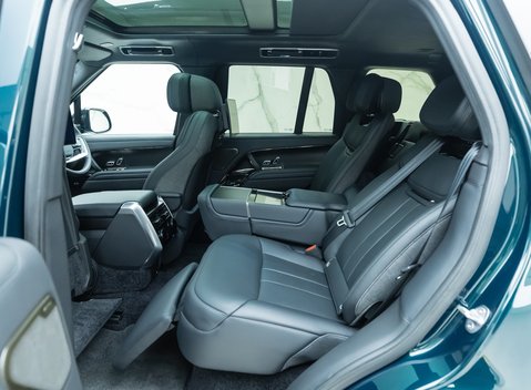 Land Rover Range Rover P530 SV 20