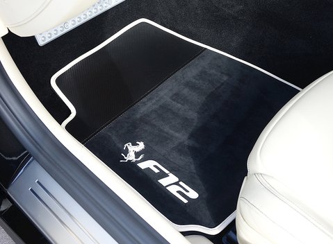 Ferrari F12 Berlinetta 21