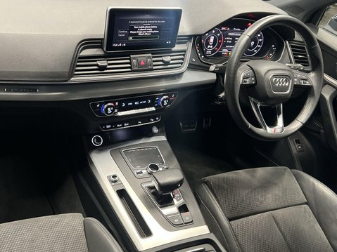 Audi Q5 2.0 TDI 40 S line SUV 5dr Diesel S Tronic quattro Euro 6 (s/s) (190 ps) 2 O 14