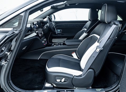 Rolls-Royce Spectre 17
