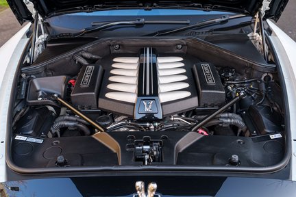 Rolls-Royce Wraith V12 26