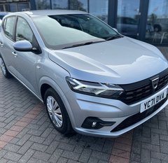 Dacia Sandero COMFORT 1.0 TCE AUTOMATIC 5 DOOR 1