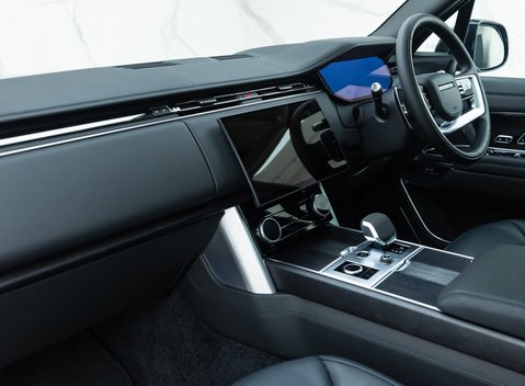 Land Rover Range Rover P530 FIRST EDITION 20