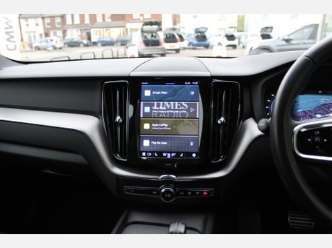 Volvo XC60 RECHARGE T6 R-DESIGN AWD 15