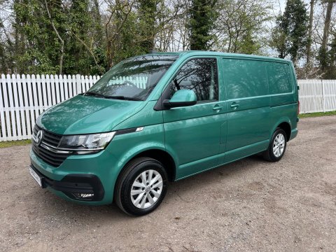 Volkswagen Transporter T28 TDI P/V HIGHLINE 9