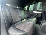 Audi A4 3.0 TDI V6 S line Estate 5dr Diesel Tiptronic quattro Euro 6 (s/s) (272 ps) 17