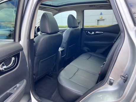 Nissan Qashqai 1.6 dCi Tekna 2WD Euro 6 (s/s) 5dr 33