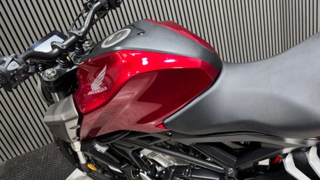 Honda CB 2020 ONLY 2K 125CC LEARNER 15BHP SPORT NEO MODEL 31