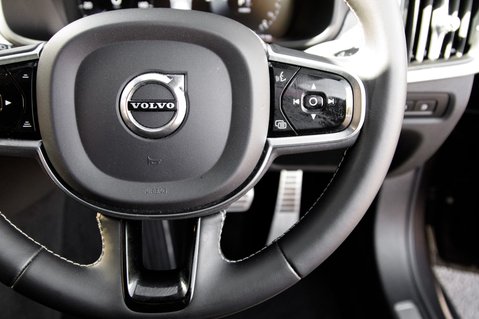 Volvo S90 RECHARGE T8 R-DESIGN AWD 20