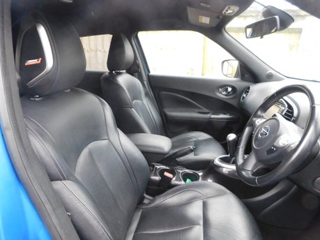 Nissan Juke 1.6 TEKNA 5 Dr 14