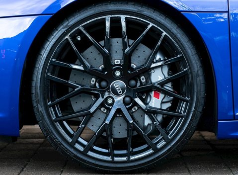 Audi R8 V10 Plus 10