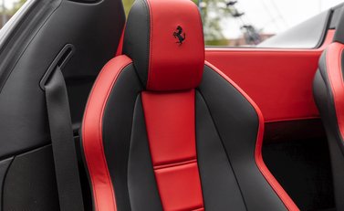 Ferrari 458 Spider 15