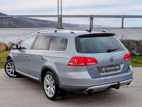 Volkswagen Passat 2.0 TDI BlueMotion Tech Alltrack DSG 4Motion Euro 5 (s/s) 5dr 6