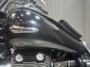 Triumph Thunderbird STORM 2011 35K 3 OWNERS BIG CC TWIN CRUISER SISSY BAR 40