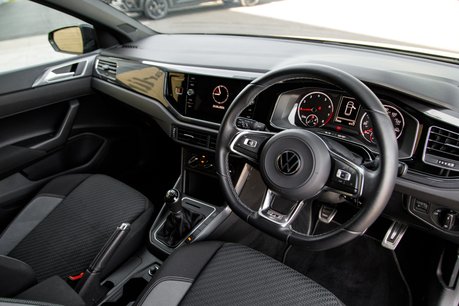 Volkswagen Polo R-LINE TSI