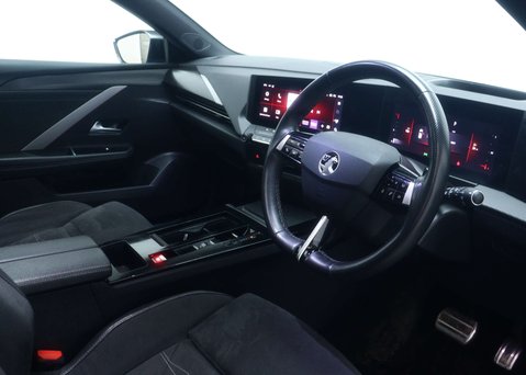 Vauxhall Astra 1.2 Astra Ultimate Turbo Auto 5dr 38