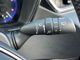 Toyota Corolla 1.8 Corolla Icon HEV CVT 5dr 56