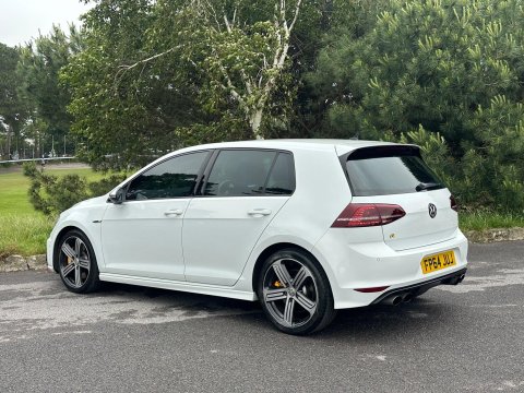 Volkswagen Golf 2.0 TSI BlueMotion Tech R Hatchback 5dr Petrol DSG 4Motion Euro 6 (s/s) (30 22