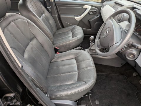 Dacia Duster 1.5 dCi Ambiance Euro 5 5dr 9