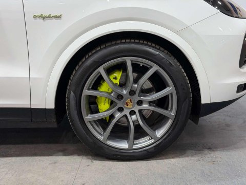 Porsche Cayenne 3.0 V6 E-Hybrid 14.1kWh SUV 5dr Petrol Plug-in Hybrid TiptronicS 4WD Euro 6 67