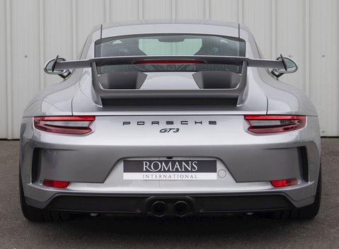 Porsche 911 GT3 (991.2) 5