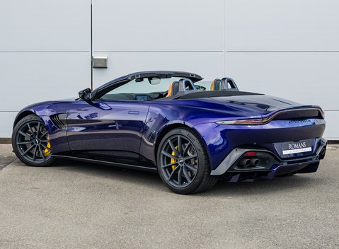 Aston Martin V8 Vantage ROADSTER 5