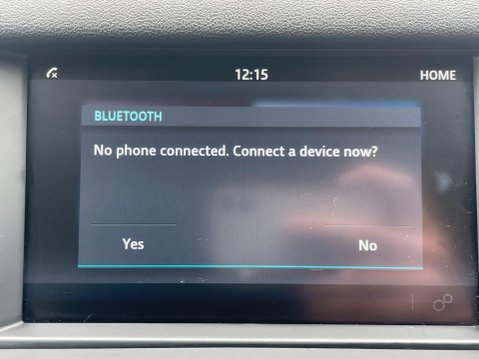 Land Rover Discovery Sport 2.0 TD4 SE Tech Auto 4WD Euro 6 (s/s) 5dr 32