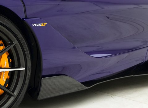 McLaren 765LT 28