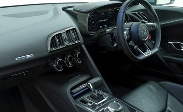 Audi R8 V10 Performance Quattro 13