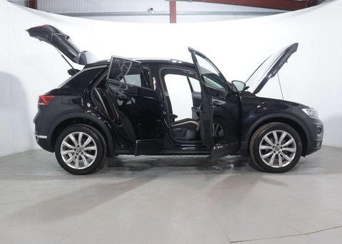Volkswagen T-Roc 1.5 T-Roc SEL TSi Evo Semi-Auto 5dr 59