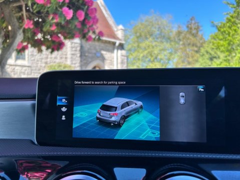 Mercedes-Benz A Class AMG A 35 4MATIC PREMIUM 33