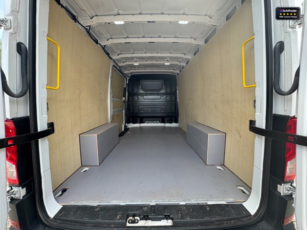 MAN TGE MWB L2H1 3.140 P/V Lion X Air Con Tow Bar NO VAT EURO 6 SELECT 9