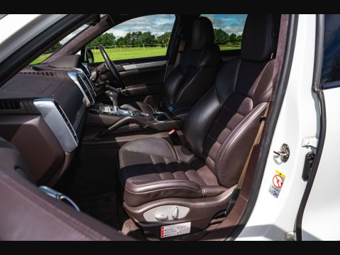 Porsche Cayenne GTS 51
