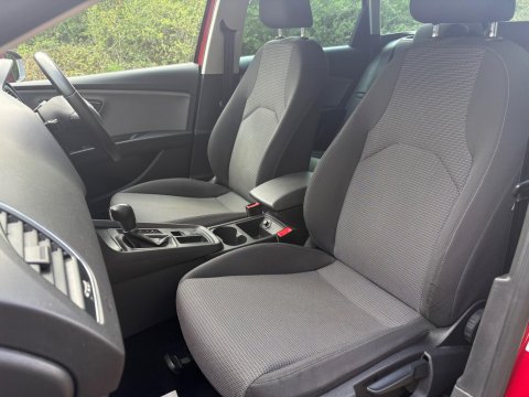 SEAT Leon TDI SE DYNAMIC TECHNOLOGY DSG 18