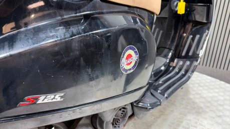 Piaggio Vespa S 2011 IDEAL LEARNER SCOOTER 125CC ONLY 14K PROJECT 11