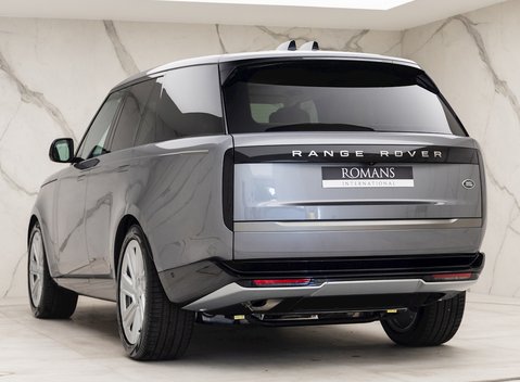 Land Rover Range Rover P400 HSE 3