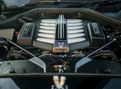 Rolls-Royce Wraith 29