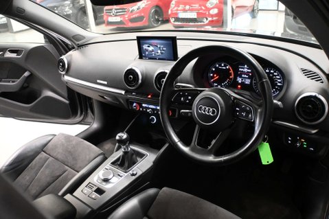 Audi A3 1.5 A3 Sportback 35 TFSI Sport 5dr 22
