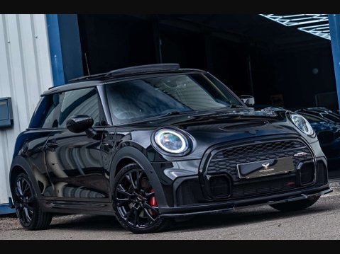Mini Hatch 2.0 John Cooper Works Auto 3dr 30