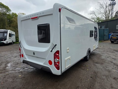 Coachman Pastiche 560/4 6