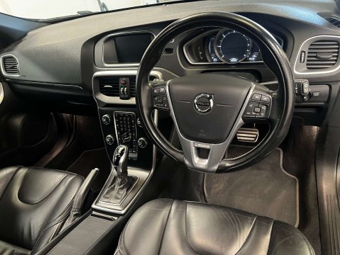 Volvo V40 2.0 V40 R-Design Pro D3 Auto 5dr 13