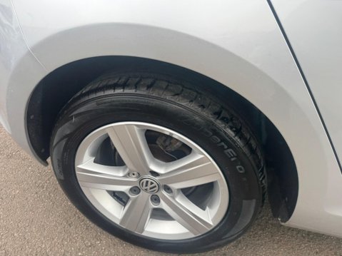 Volkswagen Golf 1.6 TDI BlueMotion Tech Match Euro 5 (s/s) 5dr 15