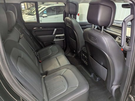 Land Rover Defender 2.0 Defender X-Dynamic HSE PHEV Auto 4WD 5dr 59