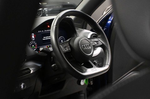 Audi Q2 1.5 Q2 Black Edition 35 TFSI Semi-Auto 5dr 4