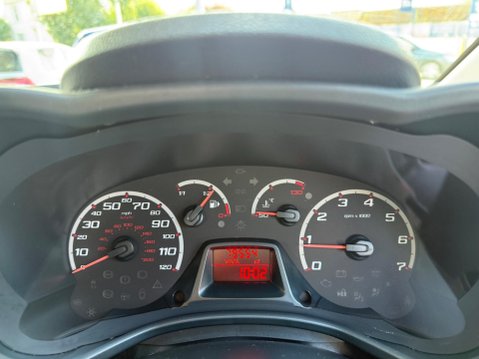 Ford Ka 1.2 Studio Euro 4 3dr 25