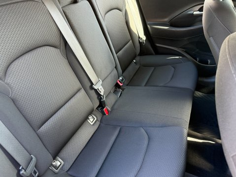 Hyundai i30 T-GDI FASTBACK SE NAV 16