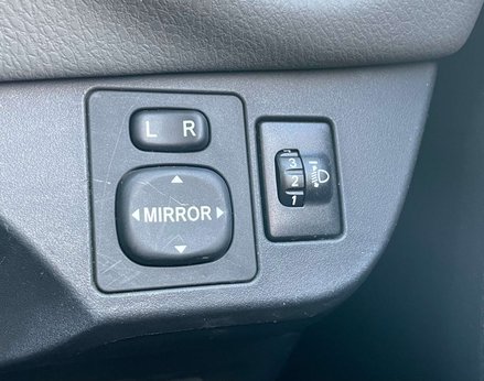 Toyota Yaris 1.5 Yaris Icon Tech VVT-i 5dr 49