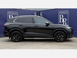 Volkswagen Tiguan 1.5 TSI eHybrid 19.7kWh R-Line SUV 5dr Petrol Plug-in Hybrid DSG Euro 6 (s/ 3