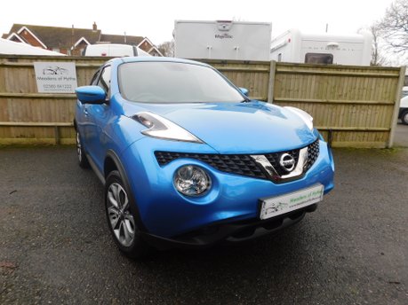 Nissan Juke 1.6 TEKNA 5 Dr 1