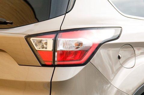 Ford Kuga TITANIUM EDITION 9